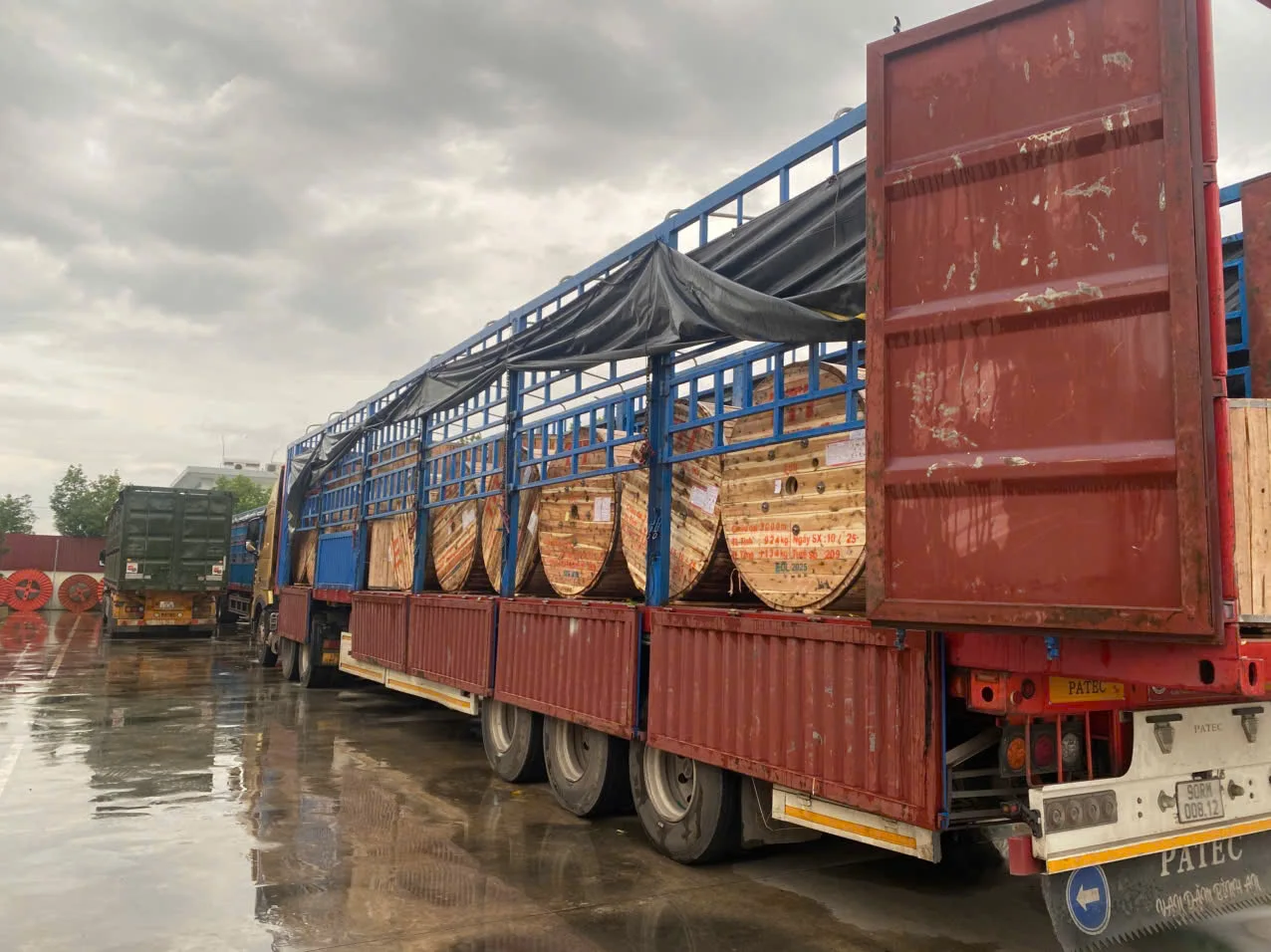 Hình ảnh vận tải thực tế Ngân Hà Shipping