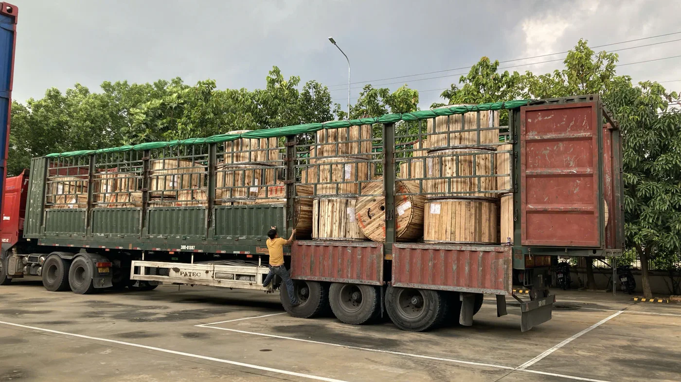 Hình ảnh vận tải thực tế Ngân Hà Shipping