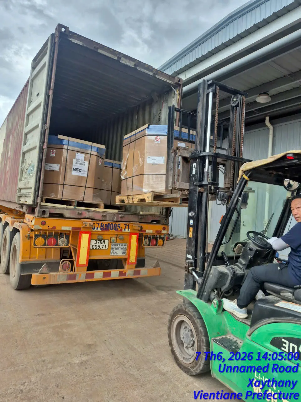 Hình ảnh vận tải thực tế Ngân Hà Shipping