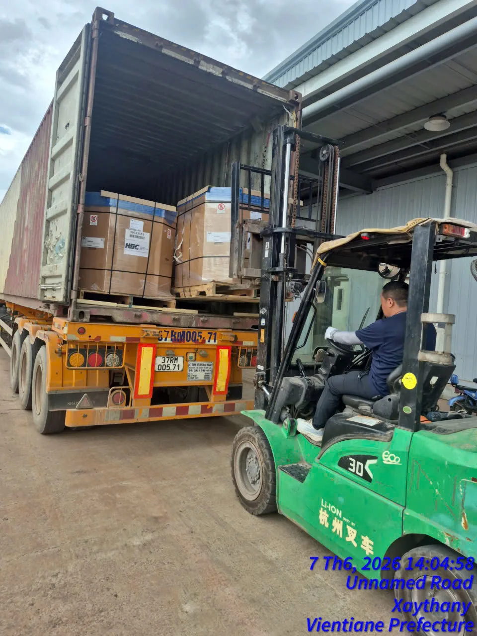 Hình ảnh vận tải thực tế Ngân Hà Shipping